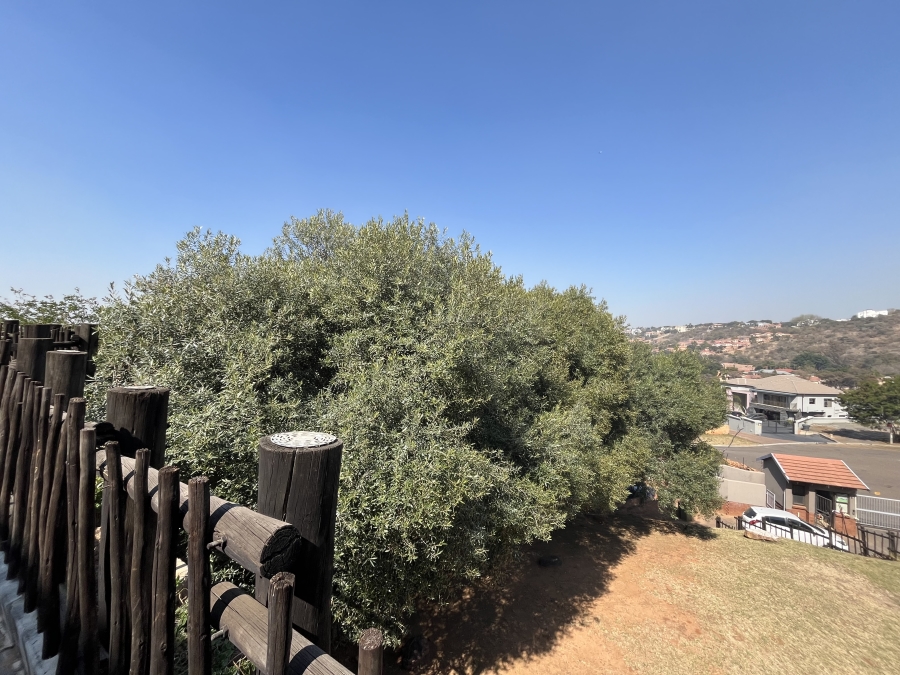 To Let 2 Bedroom Property for Rent in Azalea Park North West